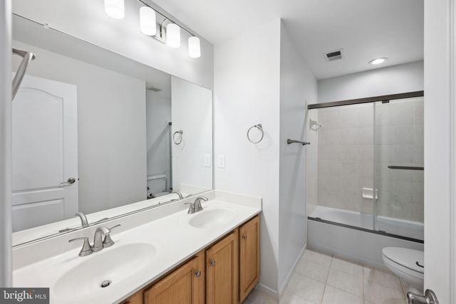 2821 LAURA GAE CIR, Vienna, VA 22180