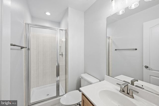 2821 LAURA GAE CIR, Vienna, VA 22180