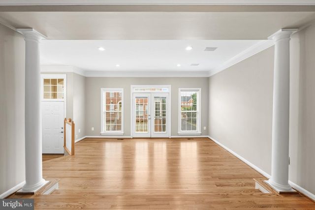 2821 LAURA GAE CIR, Vienna, VA 22180