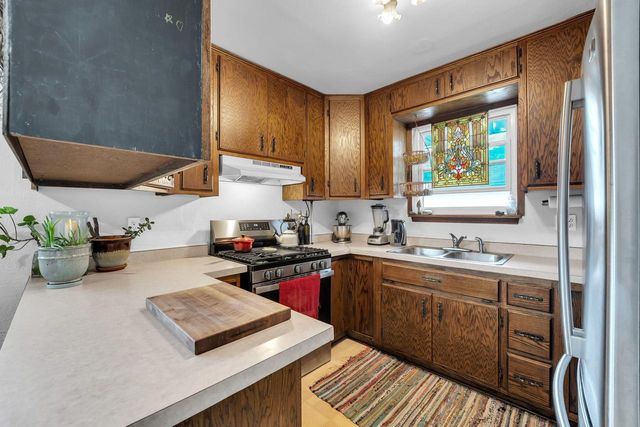 3200 Indian TRAIL, Racine, WI 53402