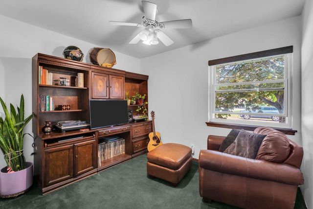3200 Indian TRAIL, Racine, WI 53402