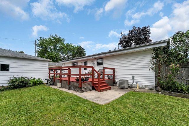3200 Indian TRAIL, Racine, WI 53402