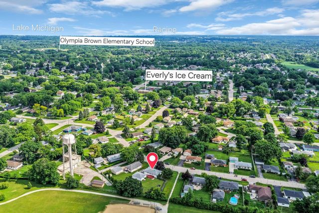3200 Indian TRAIL, Racine, WI 53402