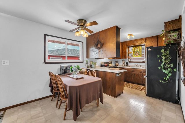 3200 Indian TRAIL, Racine, WI 53402
