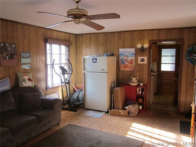 102 Maevi Drive, New Albany, IN 47150