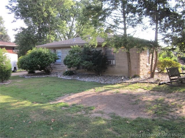 102 Maevi Drive, New Albany, IN 47150