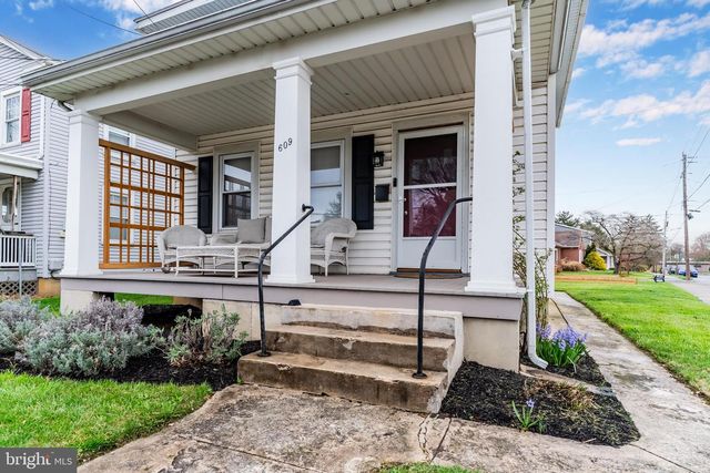 609 N EAST ST, Carlisle, PA 17013