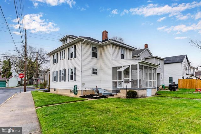 609 N EAST ST, Carlisle, PA 17013