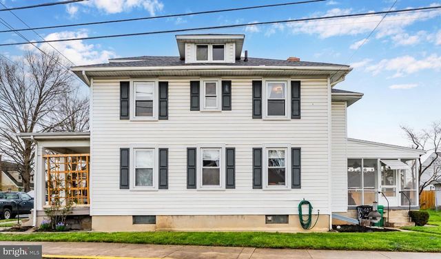 609 N EAST ST, Carlisle, PA 17013
