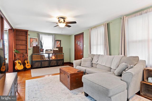 609 N EAST ST, Carlisle, PA 17013