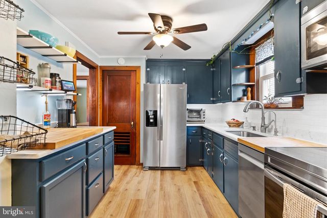 609 N EAST ST, Carlisle, PA 17013
