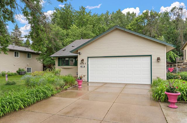 8223 Queen Avenue N, Brooklyn Park, MN 55444