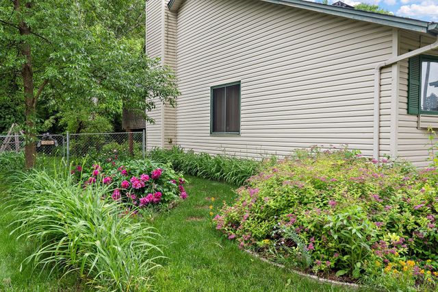 8223 Queen Avenue N, Brooklyn Park, MN 55444