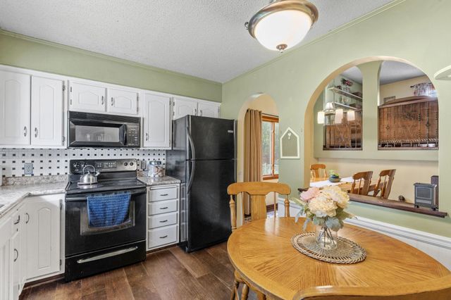 8223 Queen Avenue N, Brooklyn Park, MN 55444