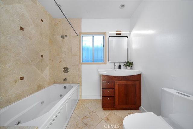 2385 Daisy, Long Beach, CA 90806