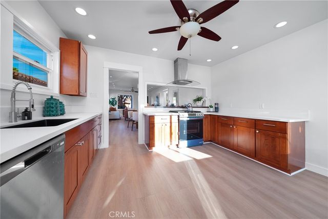 2385 Daisy, Long Beach, CA 90806