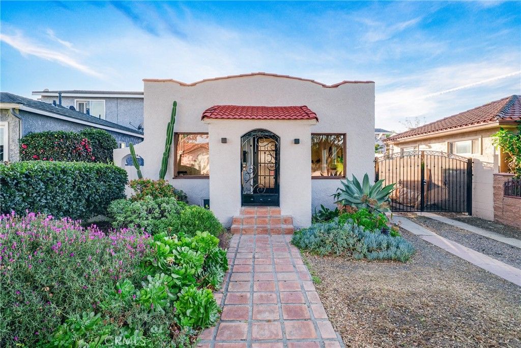 2385 Daisy, Long Beach, CA 90806