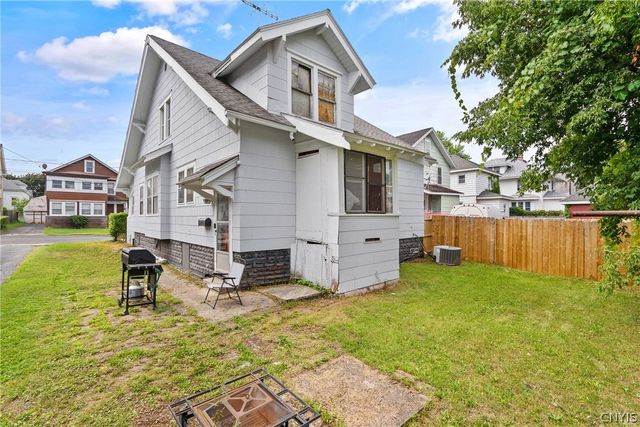 444 Woodruff Avenue, Syracuse, NY 13208