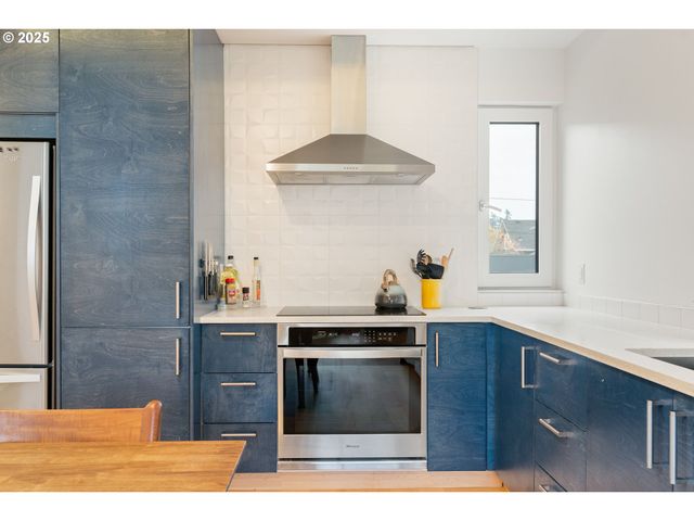 620 Ne 61ST Pl, Portland, OR 97213