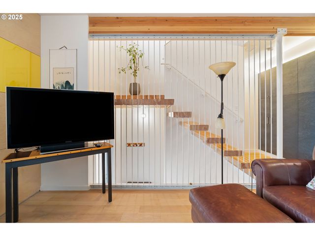 620 Ne 61ST Pl, Portland, OR 97213