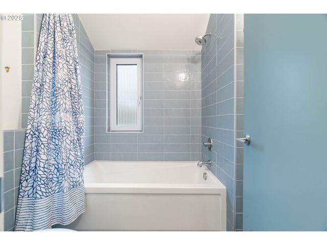 620 Ne 61ST Pl, Portland, OR 97213