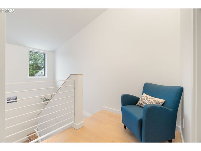 620 Ne 61ST Pl, Portland, OR 97213