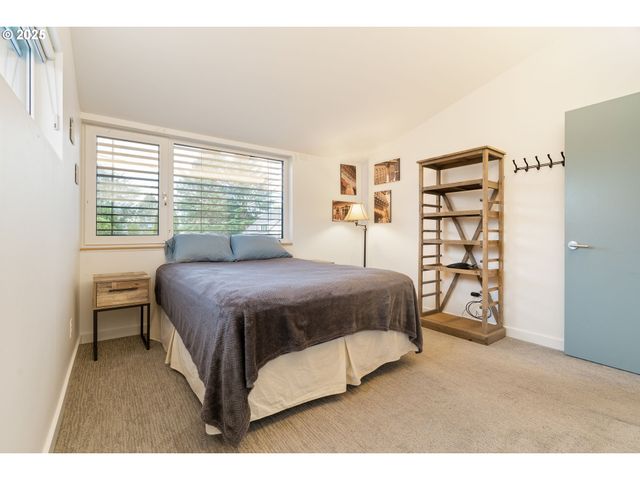 620 Ne 61ST Pl, Portland, OR 97213