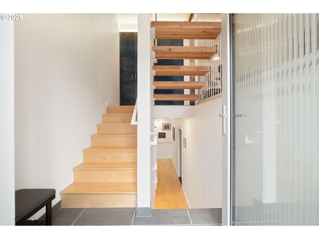 620 Ne 61ST Pl, Portland, OR 97213