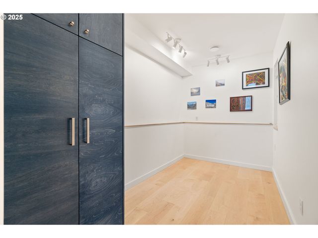 620 Ne 61ST Pl, Portland, OR 97213