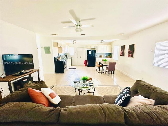 1501 NE 3rd Ave, Fort Lauderdale, FL 33304