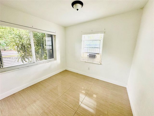 1501 NE 3rd Ave, Fort Lauderdale, FL 33304