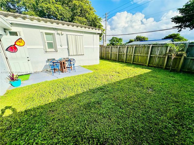 1501 NE 3rd Ave, Fort Lauderdale, FL 33304