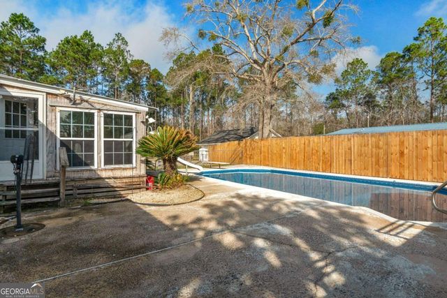 175 Oak Lake Drive, Hinesville, GA 31313