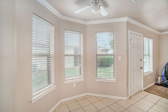 542 Mast Court, Crowley, TX 76036