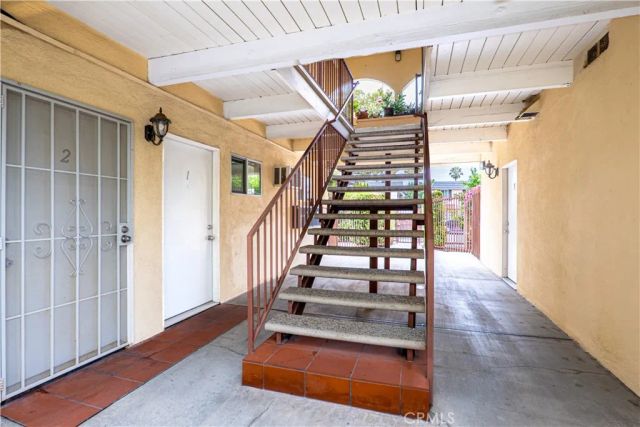 5923 Woodman Avenue, Valley Glen, CA 91401
