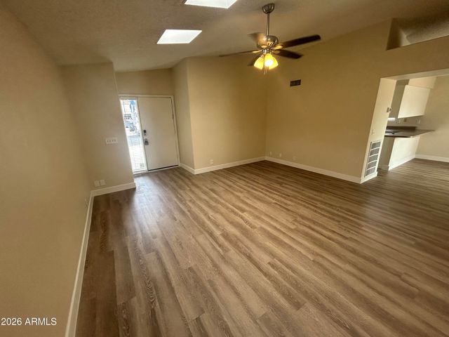 11134 N 82ND Drive, Peoria, AZ 85345