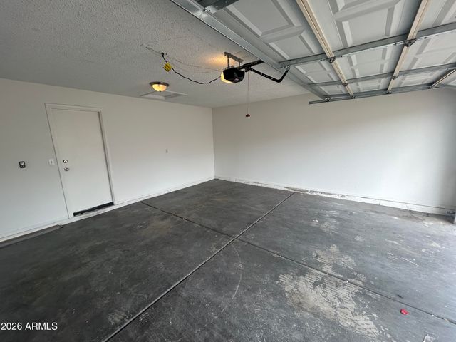11134 N 82ND Drive, Peoria, AZ 85345