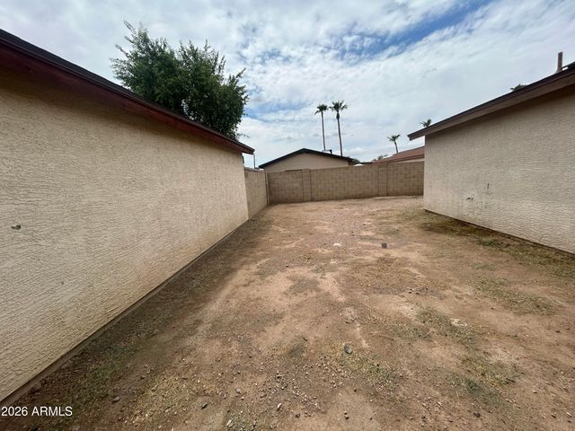 11134 N 82ND Drive, Peoria, AZ 85345