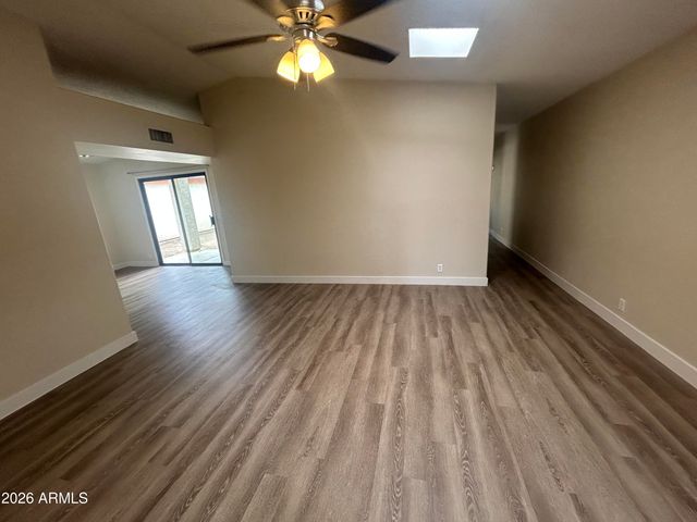 11134 N 82ND Drive, Peoria, AZ 85345