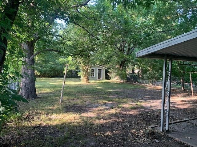 611 E 10th Street, Bonham, TX 75418