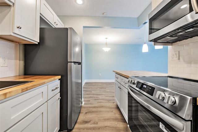 233 S MCMULLEN BOOTH ROAD 43, Clearwater, FL 33759