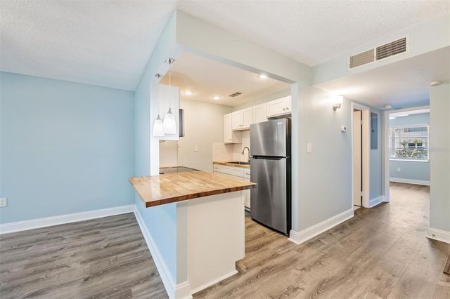 233 S MCMULLEN BOOTH ROAD 43, Clearwater, FL 33759