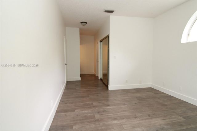 1423 Avon Lane 210, North Lauderdale, FL 33068
