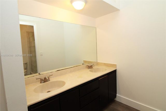 1423 Avon Lane 210, North Lauderdale, FL 33068