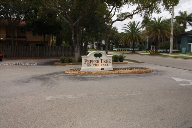 1423 Avon Lane 210, North Lauderdale, FL 33068