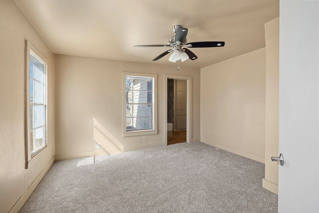 1200-A N North St, Kerrville, TX 78028