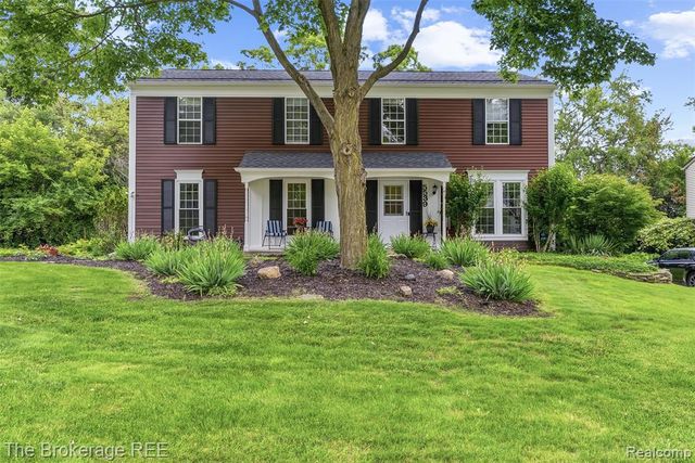 5539 Brompton Court, West Bloomfield, MI 48322