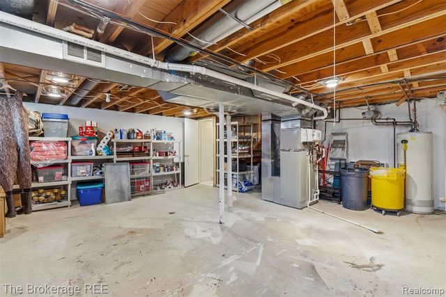 5539 Brompton Court, West Bloomfield, MI 48322