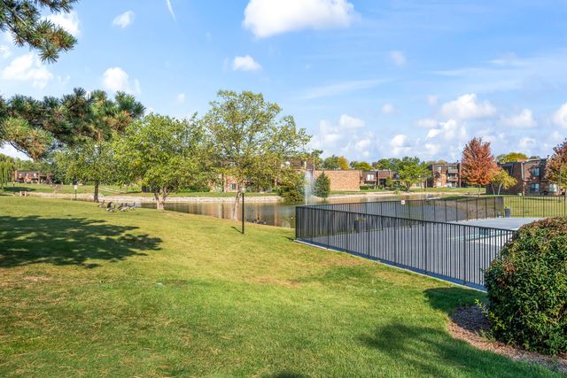 620 Tralee Court 3A, Schaumburg, IL 60193