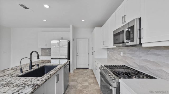 27778 Heritage, Valley Center, CA 92082